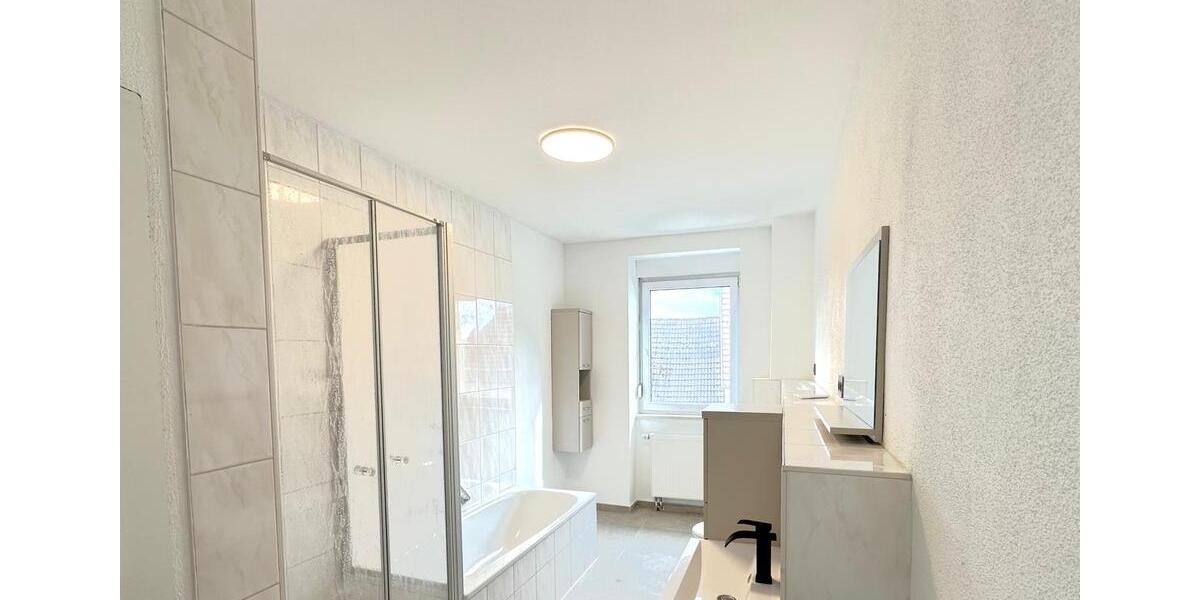 Mehrfamilienhaus, Wohnhaus Bretten - 9 Zimmer, 250 m&sup2;, 895.000&euro; | Angebot:26610987