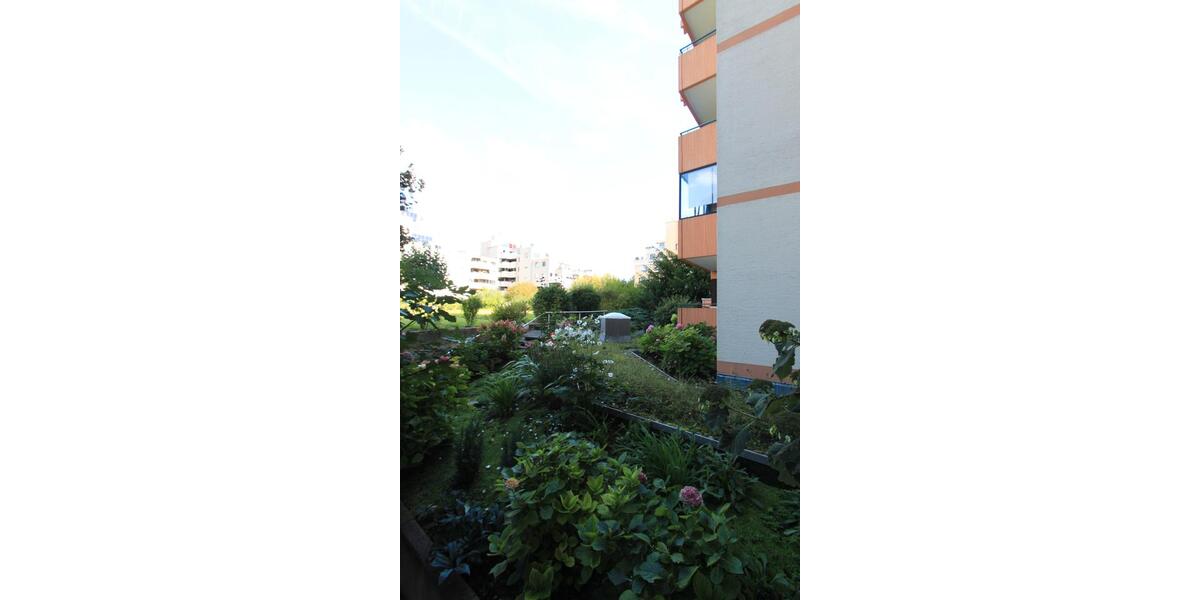 Erdgeschoßwohnung Heilbronn - 3.5 Zimmer, 116 m&sup2;, 1.390&euro; | Angebot:22605542