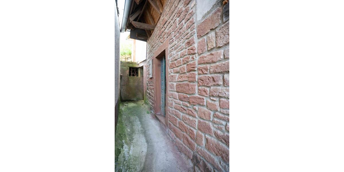 Einfamilienhaus Neckarzimmern - 8 Zimmer, 220 m&sup2;, 359.000&euro; | Angebot:25992442