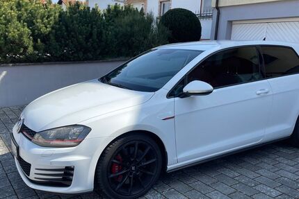 VW Golf 99.000 km 20.000 &euro; Sinsheim 74889