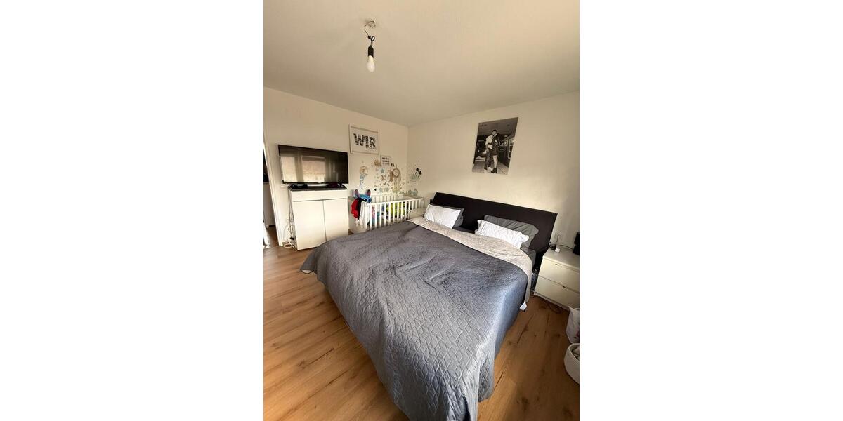Etagenwohnung Oberderdingen - 3 Zimmer, 76 m&sup2;, 1.250&euro; | Angebot:25853869