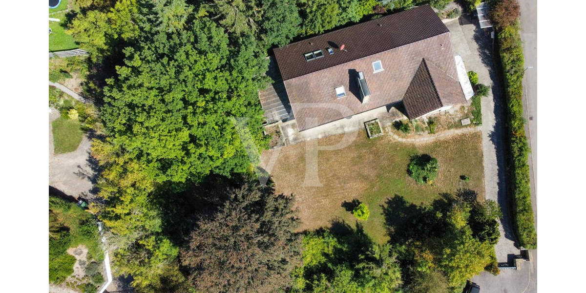 Einfamilienhaus Sulzfeld - 7 Zimmer, 280 m&sup2;, 795.000&euro; | Angebot:25729840