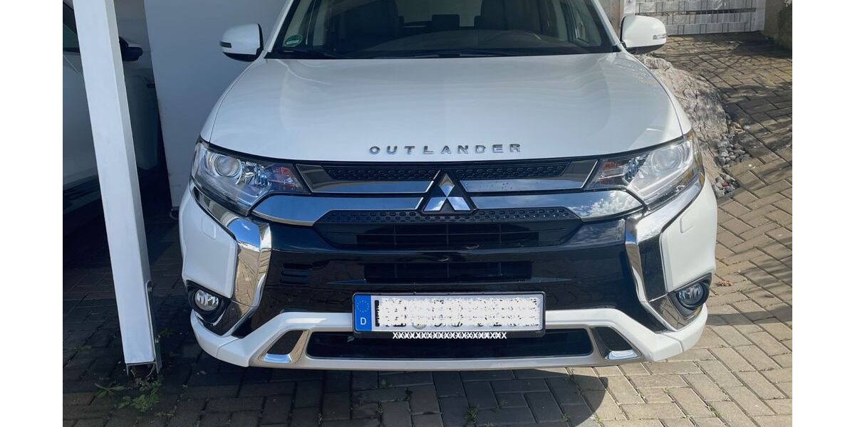 Mitsubishi Outlander 11.575 km 22.990 &euro; Helmstadt-Bargen 74921