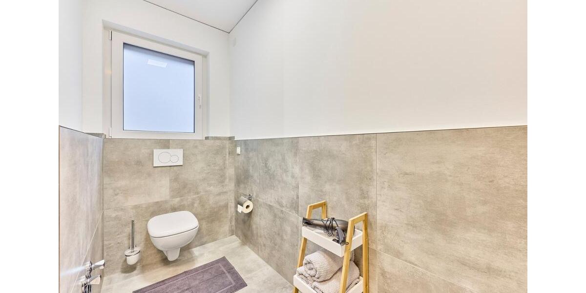 Etagenwohnung Bruchsal - 2 Zimmer, 74 m&sup2;, 1.190&euro; | Angebot:25973885