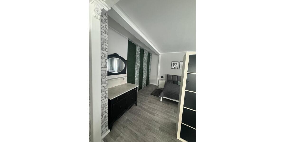 Etagenwohnung Neckarsulm - 1.5 Zimmer, 83 m&sup2;, 1.450&euro; | Angebot:26037610