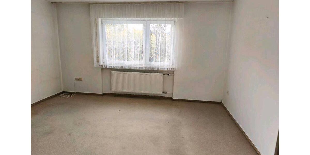 Einfamilienhaus Oedheim - 8 Zimmer, 191 m&sup2;, 450.000&euro; | Angebot:25936209