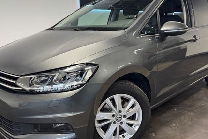 VW Touran 112.900 km 18.450 &euro; Bretten 75015