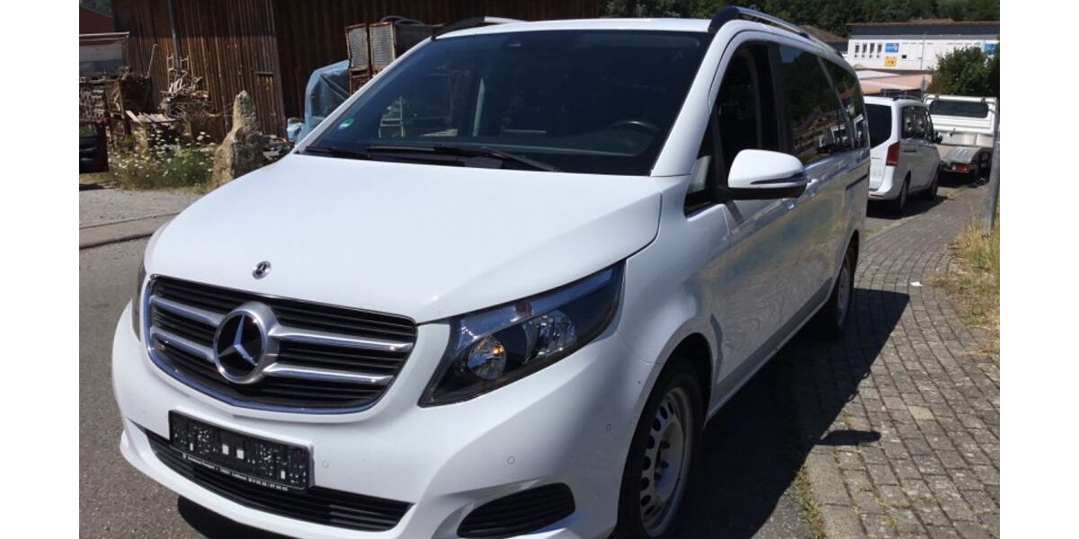 Mercedes-Benz 220 325.000 km 16.000 &euro; Wiesenbach 69257