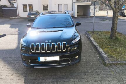 Jeep Cherokee 125.000 km 14.400 &euro; Wiesloch 69168