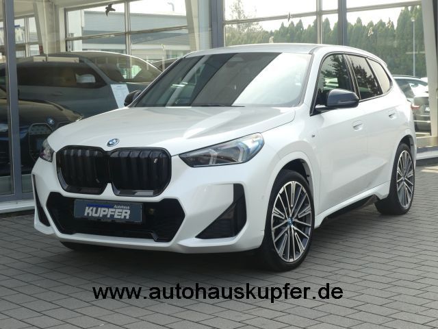 BMW iX1 31.870 km 39.750 &euro; Vaihingen / Enz 71665