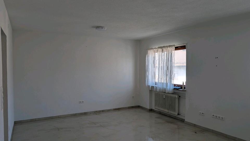 Etagenwohnung Ubstadt-Weiher Weiher - 2 Zimmer, 51 m&sup2;, 900&euro; | Angebot:25943018