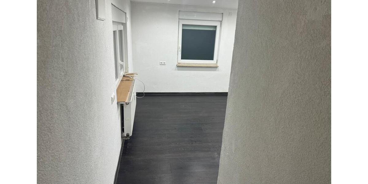 Etagenwohnung Mühlacker - 3 Zimmer, 90 m&sup2;, 850&euro; | Angebot:25903884
