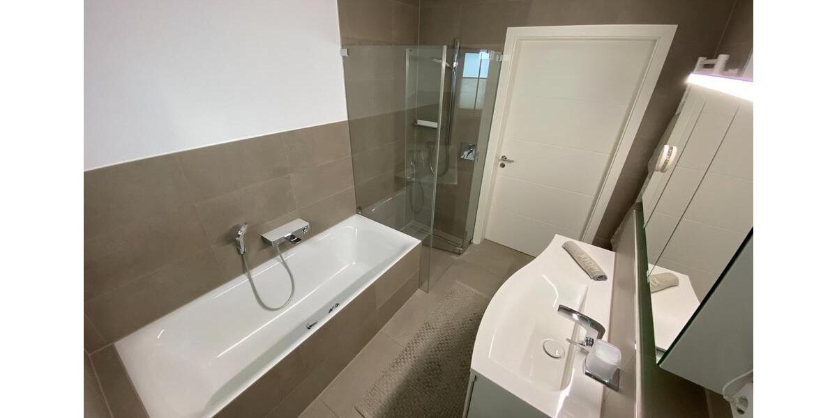 Terrassenwohnung Bad Friedrichshall - 4.5 Zimmer, 112 m&sup2;, 550.000&euro; | Angebot:25943105