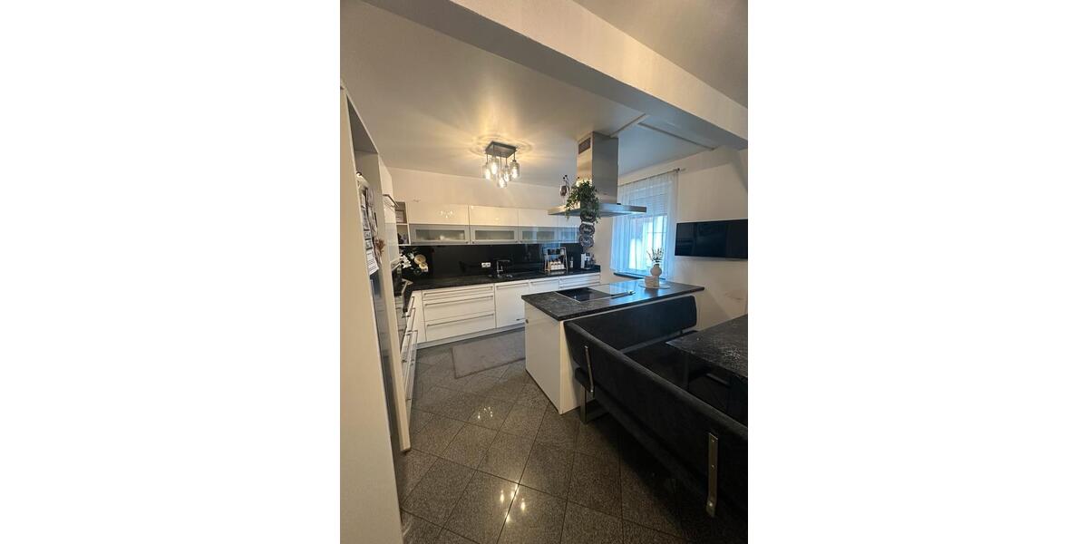 Einfamilienhaus Bretten - 7 Zimmer, 185 m&sup2;, 639.000&euro; | Angebot:26763011