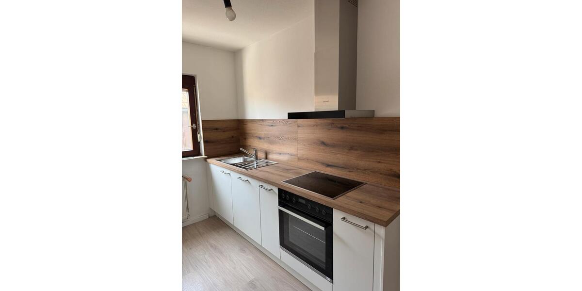 Dachgeschoßwohnung Heilbronn Kernstadt - 3.5 Zimmer, 77 m&sup2;, 910&euro; | Angebot:25812575