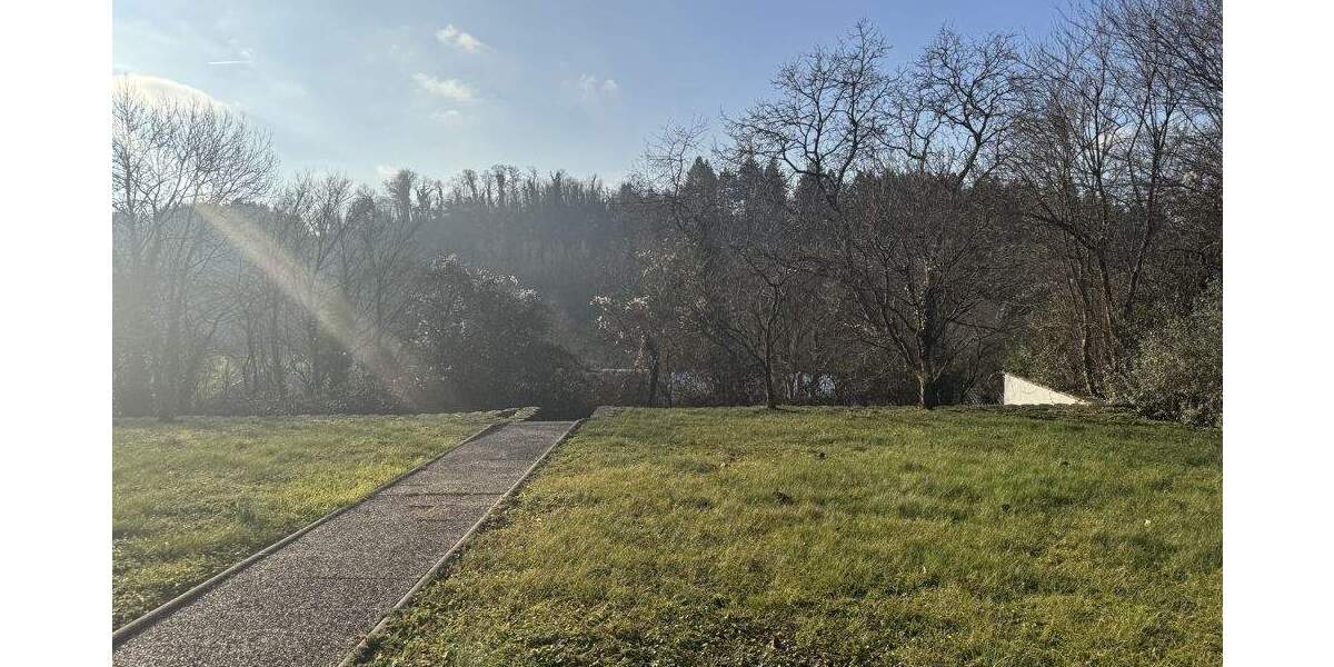 Einfamilienhaus Bretten - 7 Zimmer, 151 m&sup2;, 695.000&euro; | Angebot:25682176