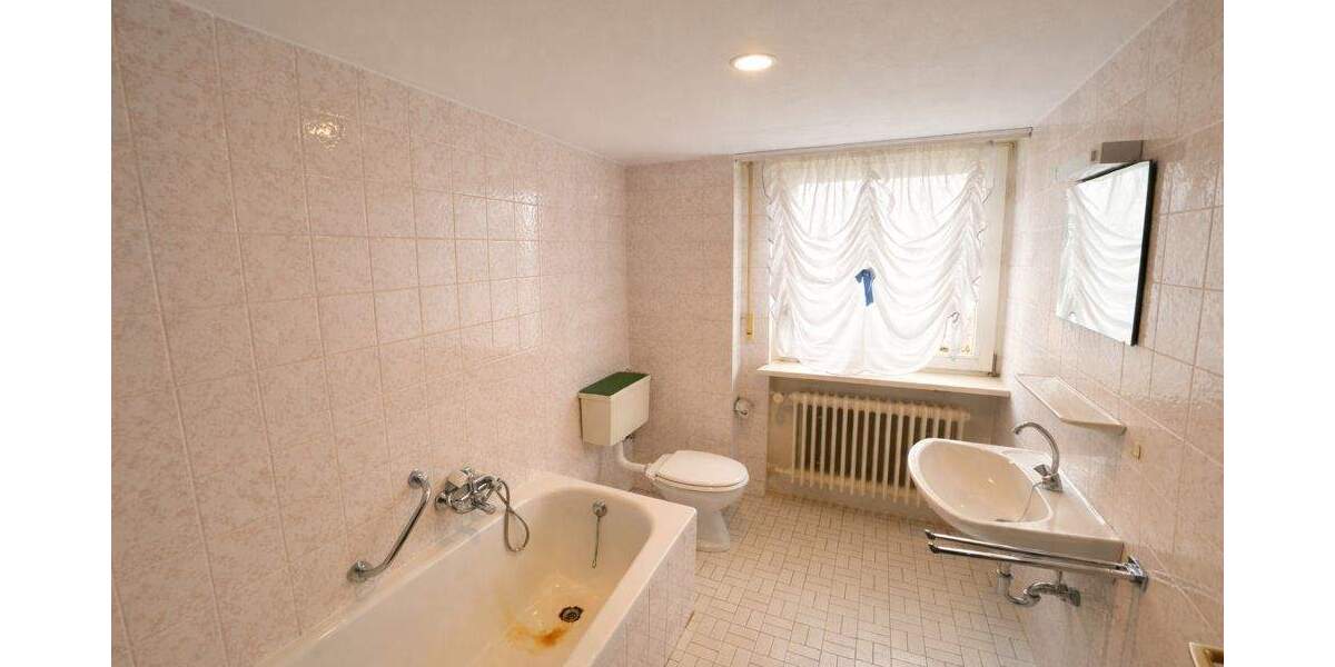 Einfamilienhaus Bad Rappenau / Grombach Grombach - 6 Zimmer, 151 m&sup2;, 449.000&euro; | Angebot:25693247