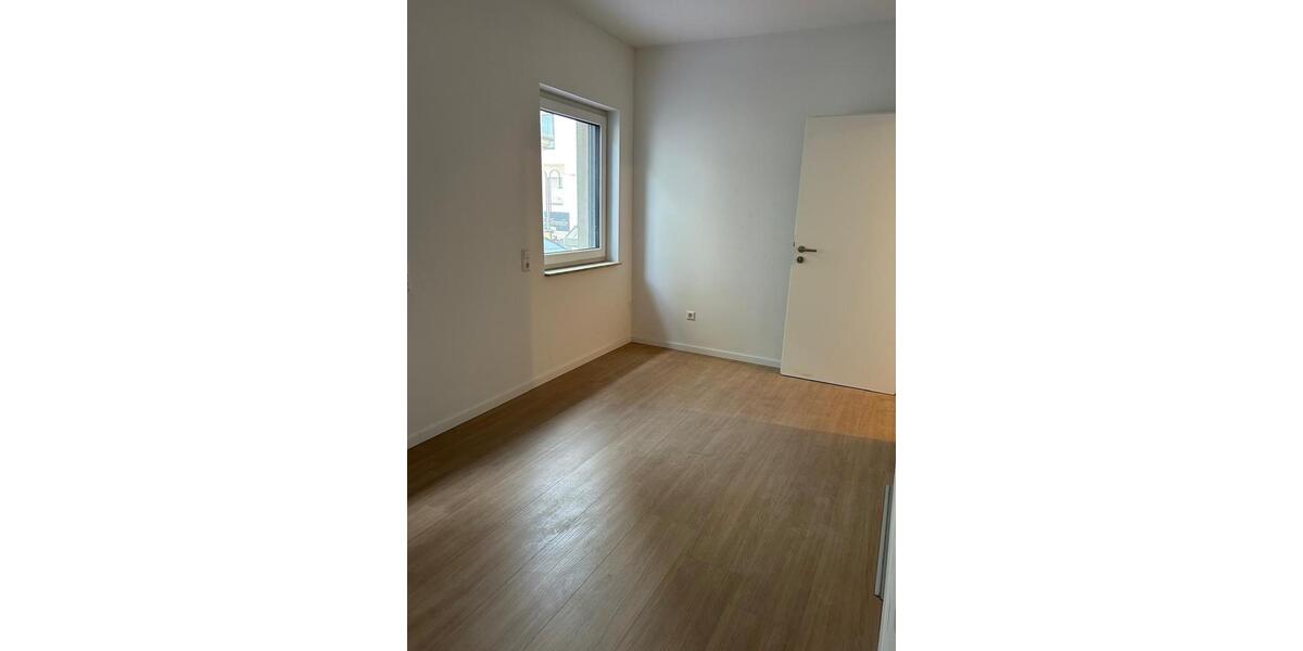 Etagenwohnung Neckarsulm - 3 Zimmer, 55 m&sup2;, 950&euro; | Angebot:25875400