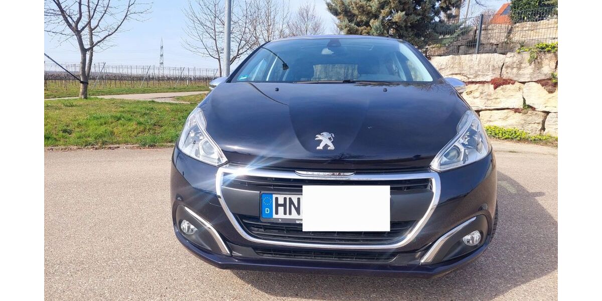 Peugeot 208 68.300 km 6.700 &euro; Nordheim 74226