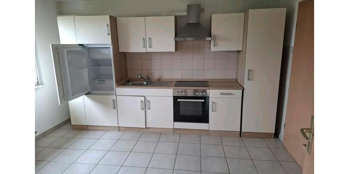 Etagenwohnung Sternenfels - 4 Zimmer, 100 m&sup2;, 1.100&euro; | Angebot:25948452
