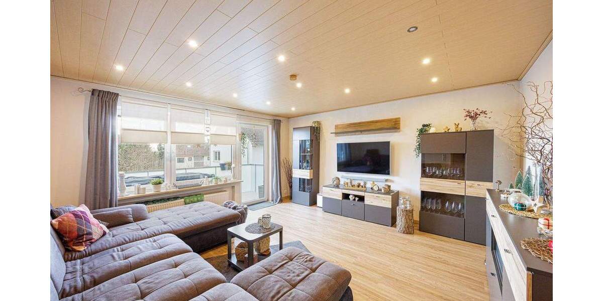 Etagenwohnung Sachsenheim Kleinsachsenheim - 4 Zimmer, 82 m&sup2;, 329.000&euro; | Angebot:25697993