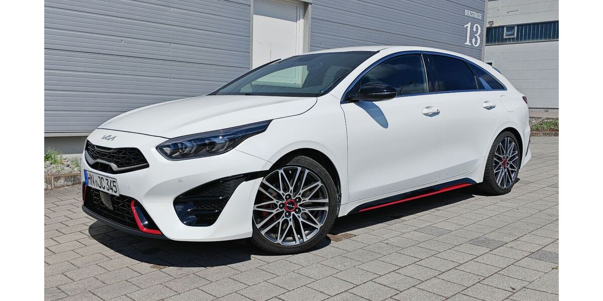 Kia pro ceed / ProCeed 52.195 km 25.990 &euro; Untergruppenbach 74199