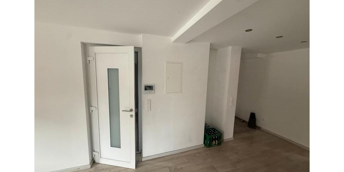 Erdgeschoßwohnung Illingen - 3 Zimmer, 80 m&sup2;, 900&euro; | Angebot:25612113