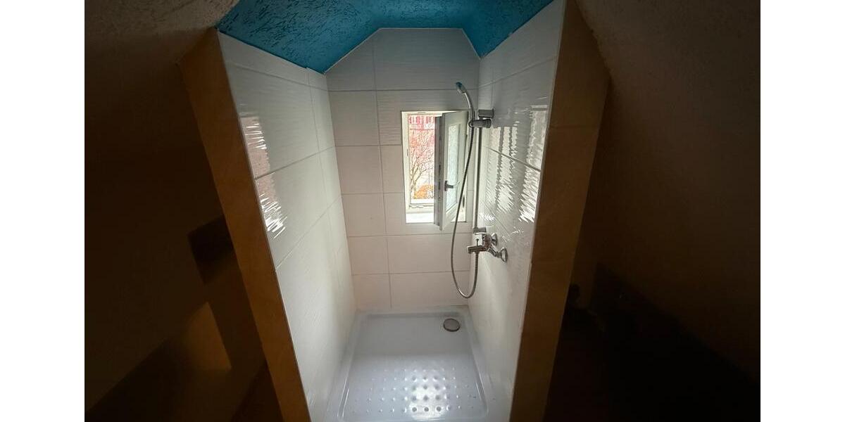 Dachgeschoßwohnung Illingen - 2 Zimmer, 70 m&sup2;, 600&euro; | Angebot:25612118