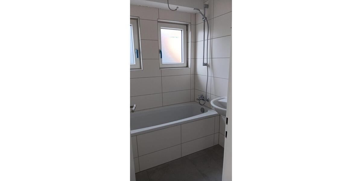 Etagenwohnung Markgröningen - 4 Zimmer, 80 m&sup2;, 980&euro; | Angebot:25087496