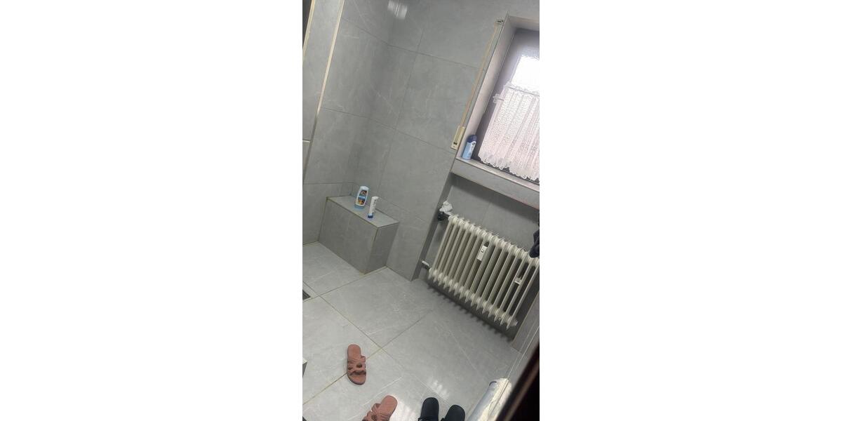 Etagenwohnung Sinsheim - 4 Zimmer, 105 m&sup2;, 1.000&euro; | Angebot:25654080