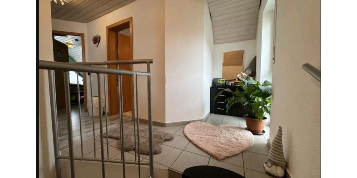 Maisonettenwohnung Hessigheim - 3.5 Zimmer, 92 m&sup2;, 312.000&euro; | Angebot:25537473