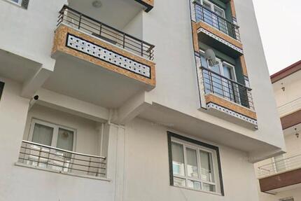 Wohnung Kirchheim am Neckar - 4 Zimmer, 145 m&sup2;, 90.000&euro; | Angebot:25986533