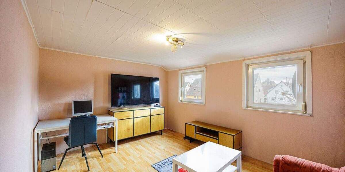 Etagenwohnung Besigheim - 2 Zimmer, 44 m&sup2;, 108.000&euro; | Angebot:25698026