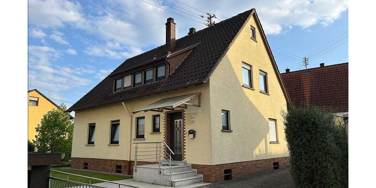 Einfamilienhaus Löchgau - 6 Zimmer, 160 m&sup2;, 450.000&euro; | Angebot:25722038