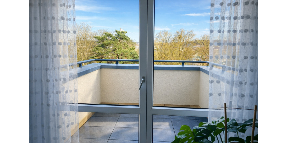 Dachgeschoßwohnung Bruchsal - 3 Zimmer, 80 m&sup2;, 1.050&euro; | Angebot:25710207