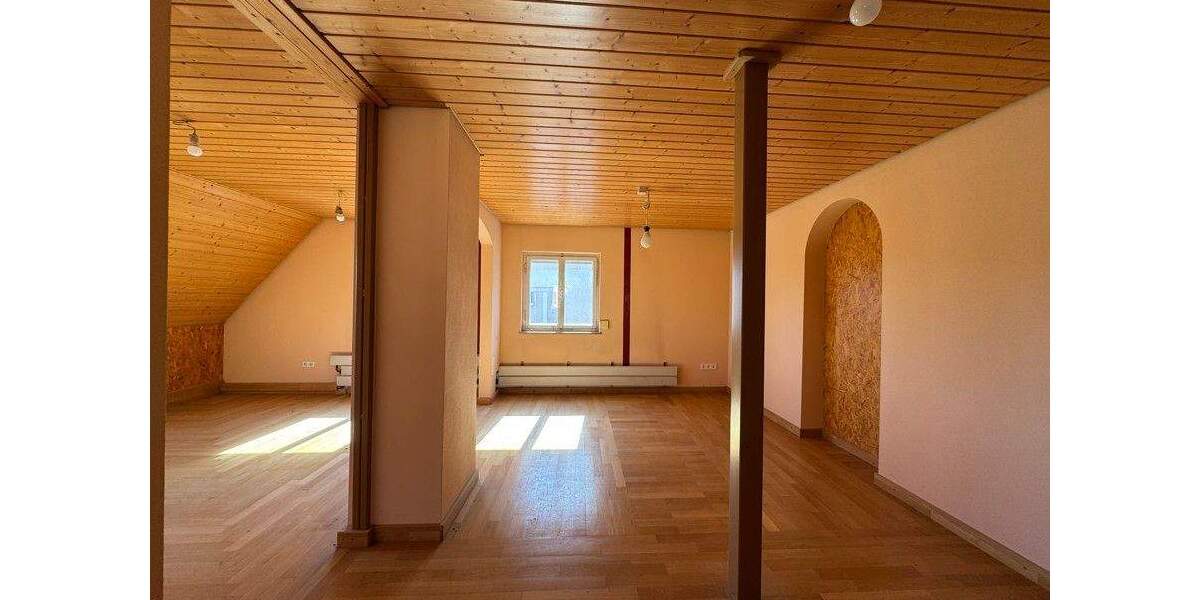 Mehrfamilienhaus, Wohnhaus Mühlacker Mühlhausen - 6 Zimmer, 148 m&sup2;, 278.500&euro; | Angebot:25695920