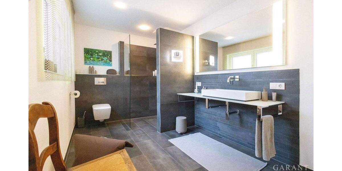 Reihenmittelhaus Talheim - 6 Zimmer, 217 m&sup2;, 925.000&euro; | Angebot:25682657