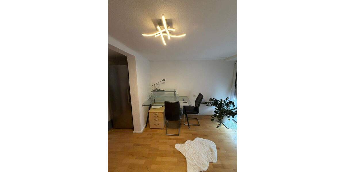Einfamilienhaus Wiesenbach - 7 Zimmer, 140 m&sup2;, 1.500&euro; | Angebot:25683549