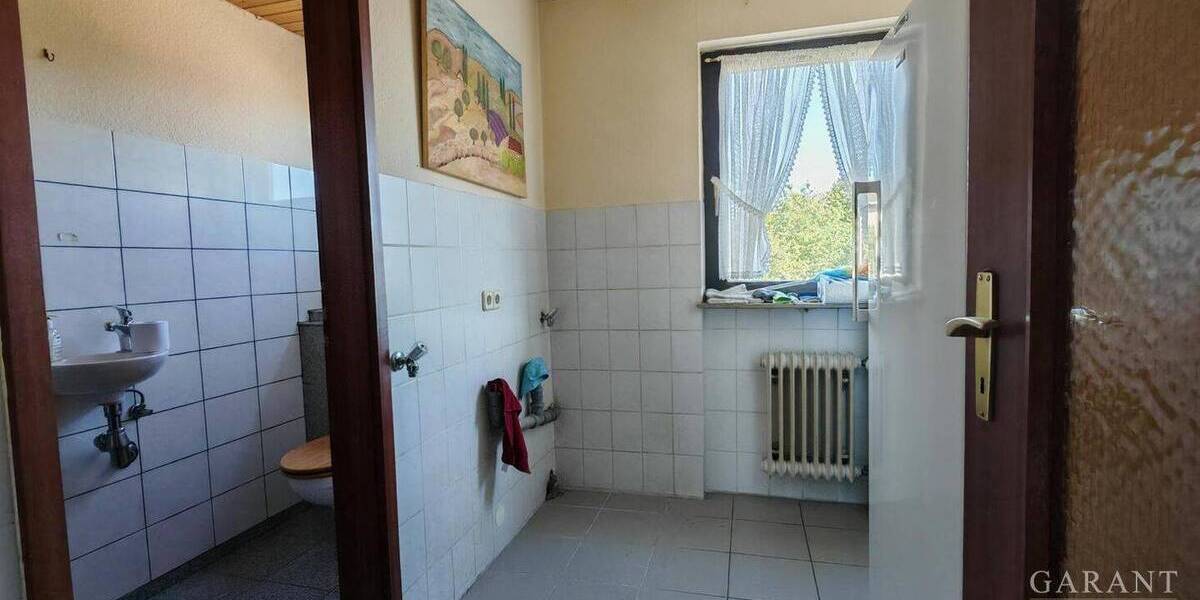 Doppelhaushälfte Niefern-Öschelbronn Niefern - 5 Zimmer, 194 m&sup2;, 430.000&euro; | Angebot:25707652