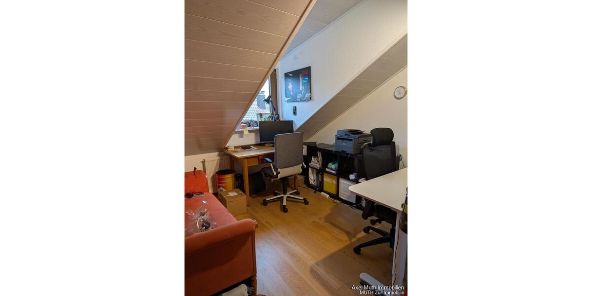 Dachgeschoßwohnung Eppingen - 3 Zimmer, 88 m&sup2;, 950&euro; | Angebot:26489765
