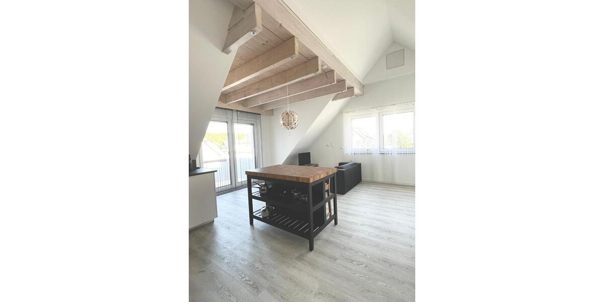 Dachgeschoßwohnung Heilbronn Böckingen - 2 Zimmer, 45 m&sup2;, 1.000&euro; | Angebot:25923410