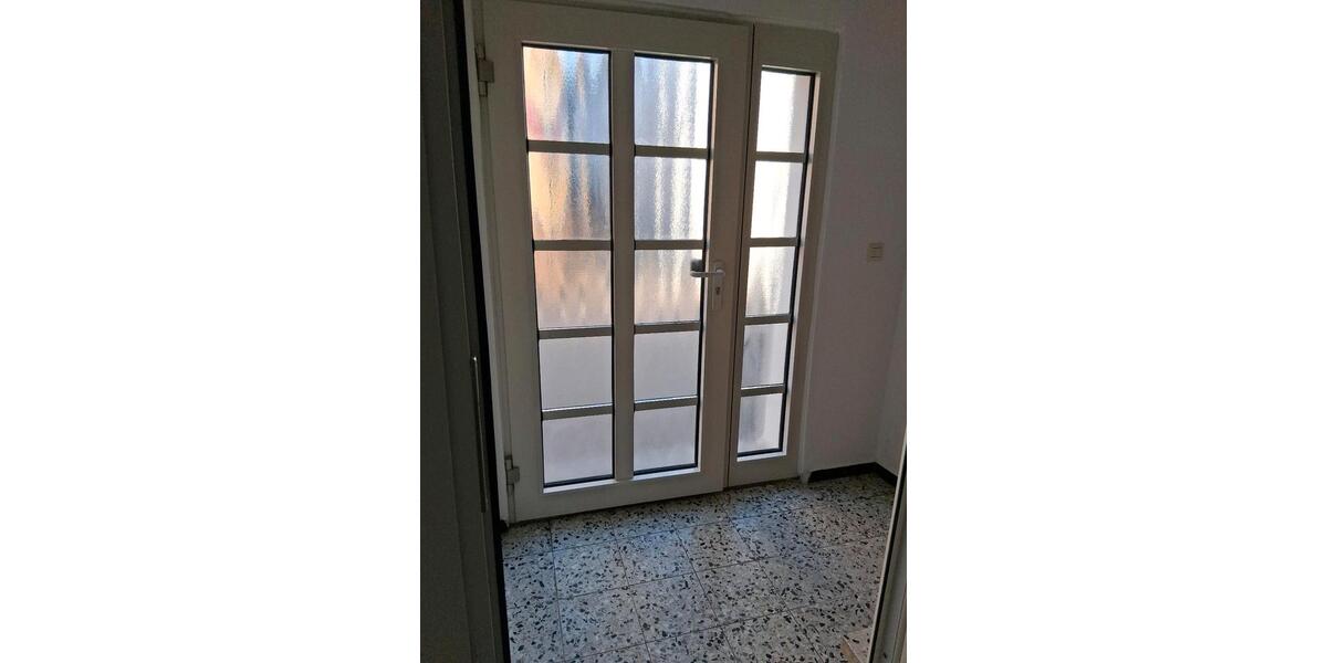 Erdgeschoßwohnung Bretten - 4 Zimmer, 76 m&sup2;, 1.200&euro; | Angebot:25396845