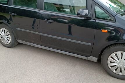 Ford C-Max 169.000 km 1.900 &euro; Bietigheim-Bissingen 74321