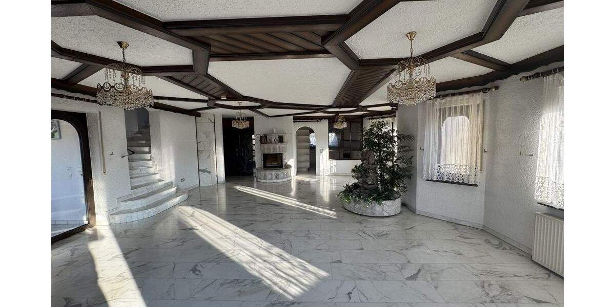 Einfamilienhaus Bretten - 7 Zimmer, 151 m&sup2;, 695.000&euro; | Angebot:25682176