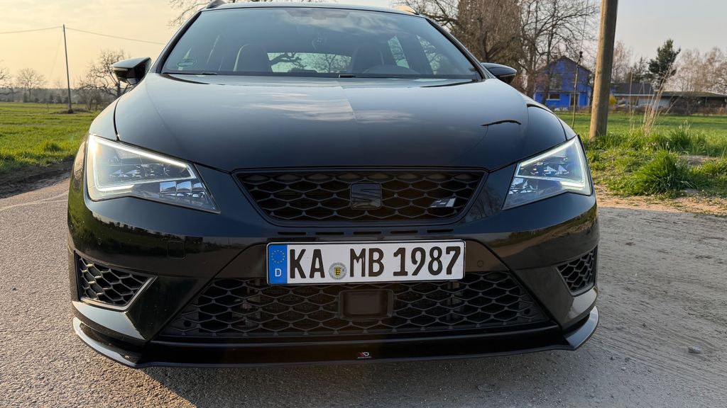 Seat Leon 144.000 km 16.300 &euro; Ubstadt-Weiher 76698
