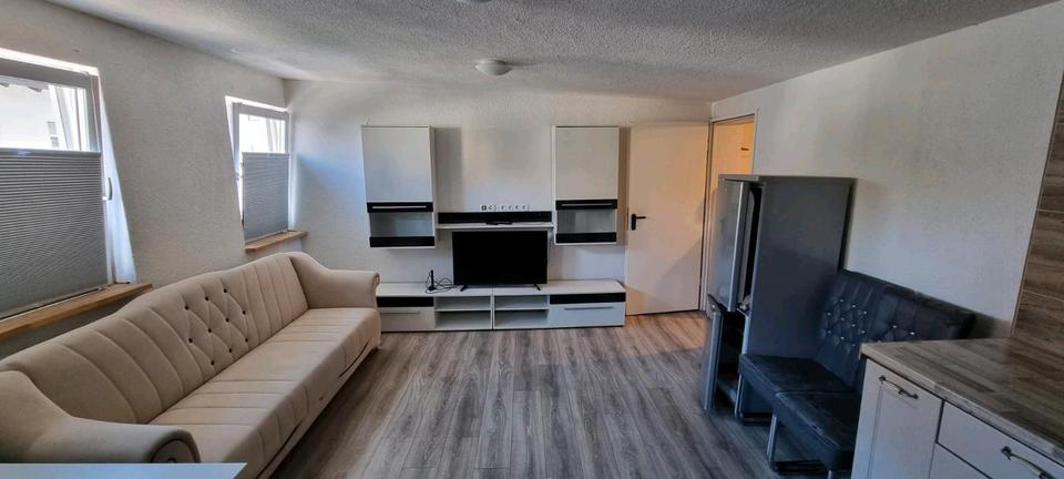 Maisonettenwohnung Weinsberg - 3.5 Zimmer, 90 m&sup2;, 1.200&euro; | Angebot:25350421