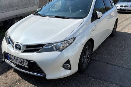Toyota Auris 131.000 km 11.000 &euro; Güglingen 74363