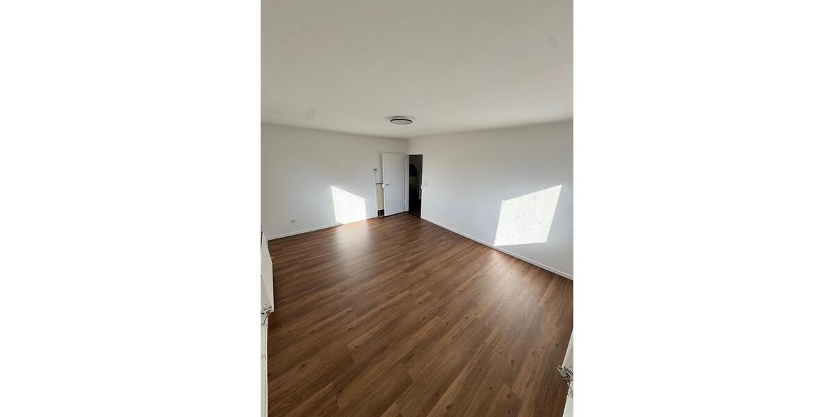 Etagenwohnung Heilbronn - 3 Zimmer, 85 m&sup2;, 1.300&euro; | Angebot:25334954