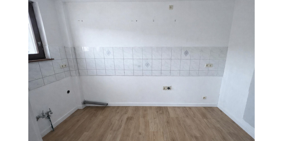 Etagenwohnung Östringen - 3 Zimmer, 80 m&sup2;, 950&euro; | Angebot:25049686