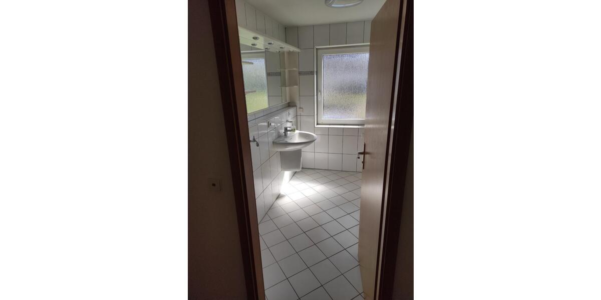 Etagenwohnung Oedheim - 2 Zimmer, 79 m&sup2;, 940&euro; | Angebot:25126315